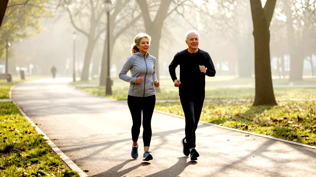 Krafttraining oder Ausdauer im Alter, Powerwalkng